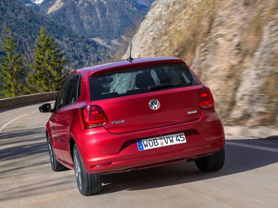 Volkswagen Polo TSI BlueMotion 5-Door 2014 года  (фото 9 из 28)